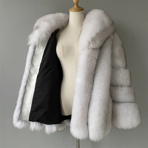 Cappotto di Pelliccia di Volpe Lungo e Voluminoso per Donna, Elegante e Caldo per l'<span class=keywords><strong>Inverno</strong></span> - Product Image 6
