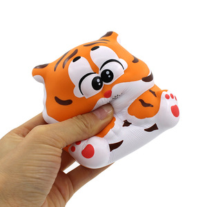 ของเล่นบีบตุ๊กตาเสือ PU บีบแล้วคืนตัวช้า ของเล่นคลายเครียดสำหรับเด็กอายุ 2-4 ปี ใช้ได้ทั้งเด็กชายและเด็กหญิง - Product Image 2