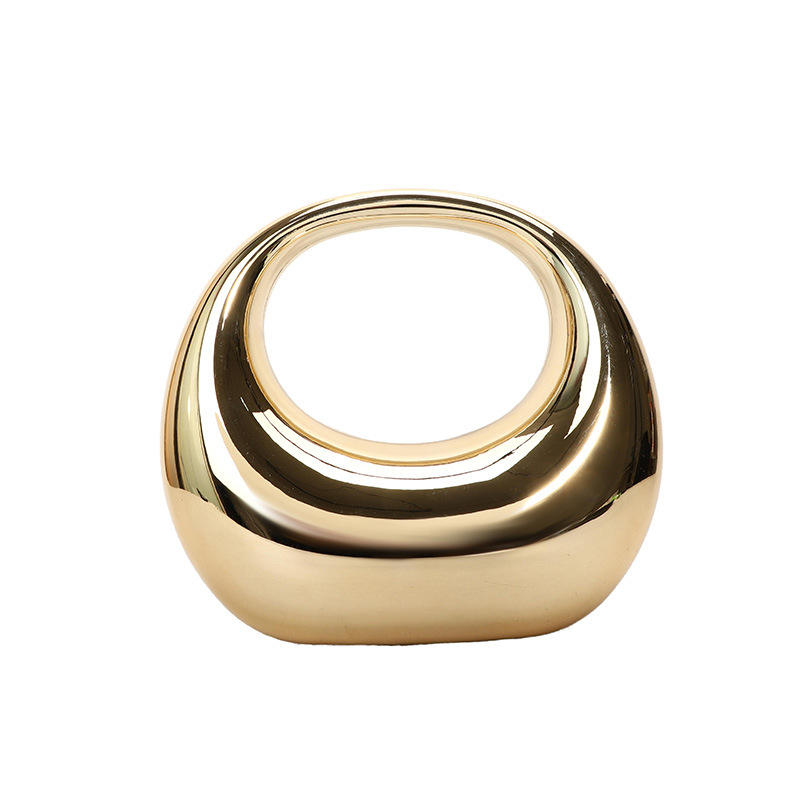 โกลเด้น