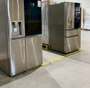 Refrigeradores Comerciales Americanos de Doble Puerta con Congelador Superior y Pantalla Táctil a Precios Moderados - Product Image 6