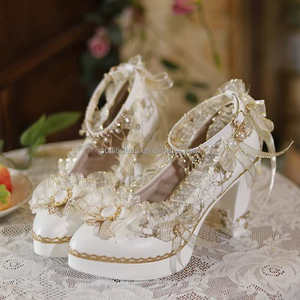 Pizzo bianco fiore cinturino alla caviglia floreale con applicazioni Sexy strass perle <span class=keywords><strong>scarpe</strong></span> da <span class=keywords><strong>sposa</strong></span> da festa abito di cristallo <span class=keywords><strong>scarpe</strong></span> da <span class=keywords><strong>sposa</strong></span> per <span class=keywords><strong>sposa</strong></span> - Product Image 3