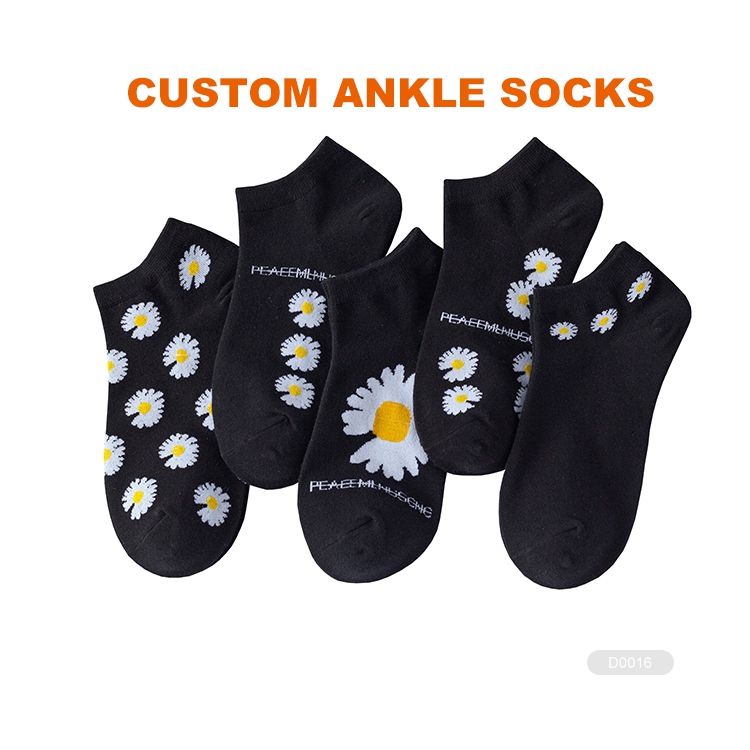 Personalized Woven Custom Womens Embroidered logo Socks Women Fashion Colorful Crew Dress Socks Dropshipping