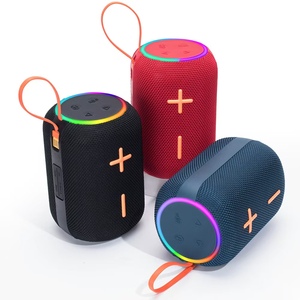Haut-parleur portable sans fil avec radio FM, son stéréo, basses, éclairage RGB, HiFi, résistant à l'<span class=keywords><strong>eau</strong></span> pour l'extérieur - Product Image 1