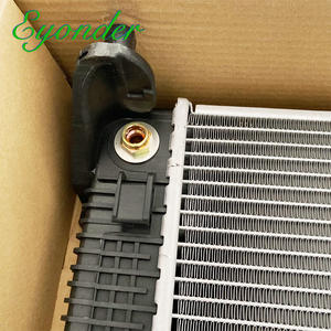 หม้อน้ำรถยนต์สำหรับ Mercedes Benz eclass W212 C200 C207 A207 E300 E200 E250 E350 A2045001603 2045001603 A2045000203 2045002203 - Product Image 2