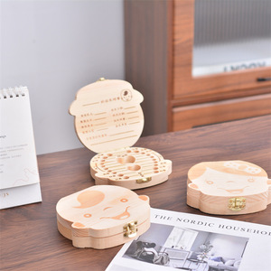 Caja de almacenamiento de dientes de bebé de madera grabada para niños y niñas, recuerdos, 12,5x12,5x3cm - Product Image 1