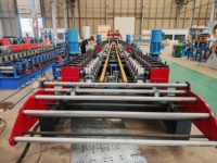 Machine de formage de chemin de câbles sur mesure, largeur réglable 100-600 mm, profilatrice pour profilés en U, en C, Unistrut en acier