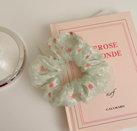 Accessoire capillaire haut de gamme de conception nouvelle avec bordure en dentelle durable et de haute qualité, attaches et bandeaux pour cheveux à haute élasticité.