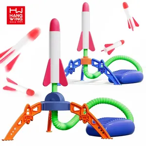 HW Kids Outdoor Sports Stomp Auswurf EVA Foam Sponge Rockets Neuer Spaß Toy Soaring Rocket Launcher mit Licht