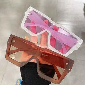 Gafas de Sol Cuadradas Extra Grandes de Moda Retro para Mujer, Lentes de una Pieza en Colores Pastel, Venta al por Mayor - Product Image 6
