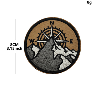 Patch in Tessuto Tattico Ricamato con Montagne Innevate e Bussola Rotonda per Borse, Abbigliamento, Giacche, Cappelli Fai-da-Te - Product Image 5