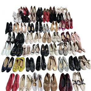 รองเท้าแตะ<span class=keywords><strong>มือ</strong></span><span class=keywords><strong>สอง</strong></span>สำหรับผู้หญิงแบบผสมใช้แล้ว - Product Image 1