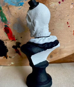 تمثال مهرج من الراتنج الأكثر مبيعًا تمثال تمثال يجلس على شكل مهرج تماثيل للحدائق الفنية للاستخدام الحرفي - Product Image 4