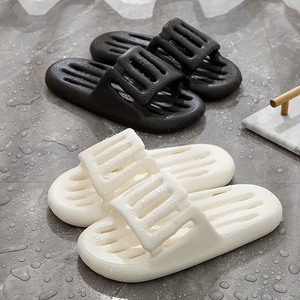 รองเท้าเวก้า ซอฟท์ สปอร์ตตี้ พร้อมพื้นรองเท้าเจลกันคราบ - Product Image 3