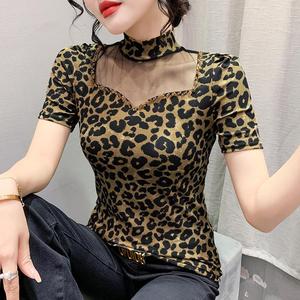 Gracieux influenceur en ligne imprimé léopard T-shirt à manches courtes femme creux Sexy minceur coupe ajustée Patchwork chemise en maille - Product Image 1
