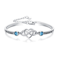 Brazalete de Plata de Ley 925 con Baño de Rodio y Corazón Infinito Personalizado de YFN Jewelry