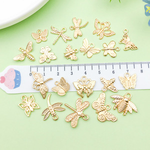 จี้ผึ้งผีเสื้อโลหะผสมทองสำหรับทำเครื่องประดับ DIY อุปกรณ์เสริมสำหรับสวมใส่ทุกวัน 10 ชิ้น - Product Image 2