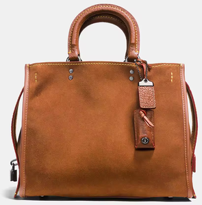 Sacs à main pour femmes tendance, en PU et cuir véritable de haute qualité, avec des accessoires métalliques attrayants, sacs fourre-tout pour femmes - Product Image 1