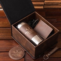 Set hadiah Tumbler anggur 20oz, Set hadiah cangkir Tumbler baja tahan karat dengan gantungan kunci dompet dan alas