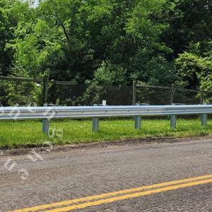 أفضل سعر لتصادم قضبان فولاذية ذات شعاع W للطرق السريعة والسكك الحديدية أو حاجز المرور للطرق المصنوعة من صولجف - Product Image 4