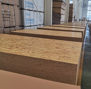 Tablero de Fibras Orientadas <span class=keywords><strong>OSB</strong></span> 3 <span class=keywords><strong>OSB</strong></span> 2 de 9 mm, 12 mm, 15 mm, 18 mm para Construcción - Product Image 4