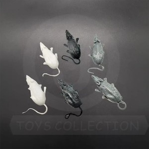 Juguete de tirachinas de dedo Flying Rat al por mayor para niños - Diseño de ratón catapulta divertido en blanco y negro para juegos al aire libre y fiestas - Product Image 4