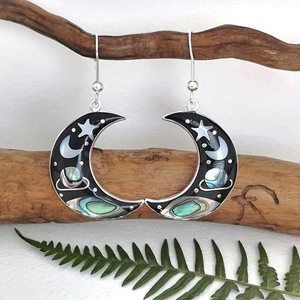 Boucles d'oreilles pendantes vintage Lune et Planète pour Femme, élégantes boucles d'oreilles célestes - Product Image 2