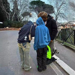 Personalizado 500G algodón pesado carta impresión 3D puff impresión bordado hombres Jersey neutral Sudadera con capucha pareja Sudadera con capucha - Product Image 4