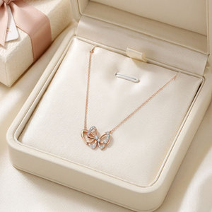 Collier pendentif en or rose massif 18 carats avec diamants naturels, motifs papillons brillants, le plus populaire auprès des fabricants et exportateurs en gros - Product Image 6