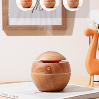Mini Humidificateur d'Air Électrique USB 200ml avec Lumière LED, Diffuseur d'Arômes Grain de Bois pour Parfums d'Intérieur, Diffuseur d'Huile Ultrasonique à Brume Froide