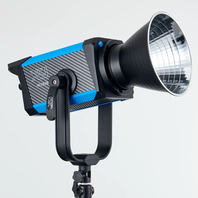 Factory Outlet 200W 300W Bi-color App Control 2800-6800K Photography Light Studio Lighting LED COB Video Light