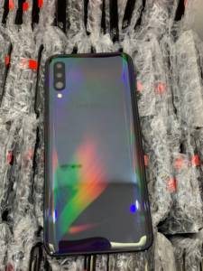 โทรศัพท์มือถือปลดล็อครุ่น A20 A50 A70 ของสหรัฐอเมริกา รองรับภาษาฝรั่งเศสและภาษาเยอรมัน รวมภาษาอังกฤษด้วย - Product Image 4