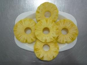 فاكهة أناناس مجمدة صينية كاملة ومقطعة بجودة عالية وطعم رائع من الموسم الجديد حاصلة على شهادة نظام تحليل المخاطر ونقاط التحكم الحرجة (HACCP) - Product Image 4