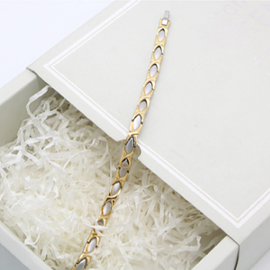 Bracelet Énergétique Quantique, Bracelet Magnétique Énergétique Scalaire Quantique Japonais, Bracelet de Thérapie Magnétique à Ions Négatifs pour la Santé, OEM ODM - Product Image 3