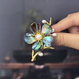 Broche de Concha de Abulón y Perla de Agua Dulce, Elegante, para Traje, Accesorio de Flor para el Pecho, Broches Finos al por Mayor - Product Image 3