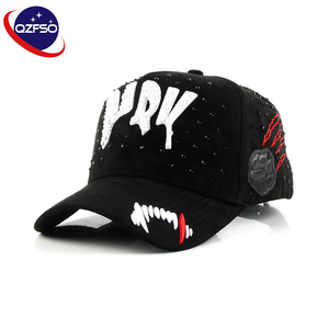 Casquettes de baseball non structurées QZFSO personnalisées pour hommes, style Dad Hat à 5 panneaux, visière incurvée, avec patch brodé 3D et strass en diamant - Product Image 1