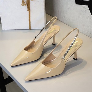 Zapatos de Tacón Alto con Punta en Pico y Tira en el Talón, de Charol, Elegantes, con Cadena, para Mujer, Ideales para Fiestas - Product Image 2