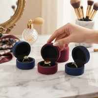 Présentoir à bijoux en velours transparent avec couvercle étanche et fermeture à boucle, support de rangement pour bagues et colliers, boîtes à bijoux – Expédition immédiate