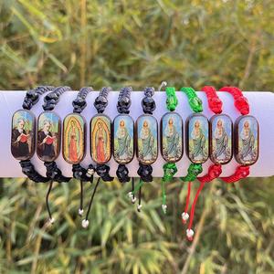 Cristal religieux fait à la main comme cadeaux et prières Saint Judas et vierge <span class=keywords><strong>Maria</strong></span> lecture vieux hommes jésus Bracelets en bois tissés à la main - Product Image 1