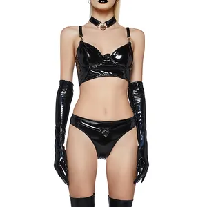 Schlussverkauf Pu helle Patent Leder-BH mit Choker Metallkette Schulterriemen Baumwolltop sexy Dessous-Set Fetischbekleidung