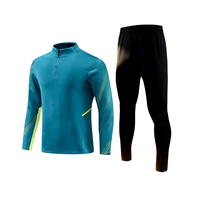 Ensemble d'uniformes de football d'élite personnalisés 2026 – Nouveau design, impression par transfert thermique, imperméable, logo de club intégré, pour matchs de football professionnels