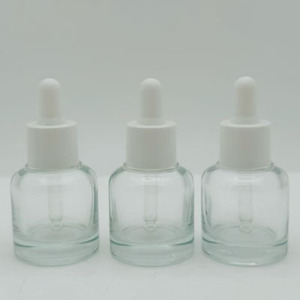 Frasco cuentagotas de aceite esencial de vidrio gris claro con logotipo personalizado, 20ml, 30ml, frascos de pipeta de suero vacíos de 1 oz con cuentagotas - Product Image 3