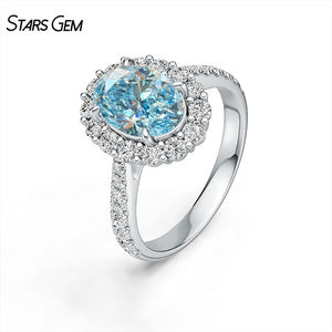 แหวนหมั้นทองคำแท้ 18K ประดับบลูโทแพซทรงรีขนาด 2.55 กะรัต (9.54*6.77 มม.) ดีไซน์แบบวงแหวน Halo คลาสสิก เหมาะสำหรับงานแต่งงาน วันครบรอบ และงานเลี้ยง จาก Starsgem - Product Image 5