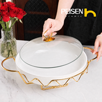 Plat de service rond en céramique blanche avec couvercle en verre, support doré, chauffe-plat à brûleur unique pour buffet de mariage et traiteur