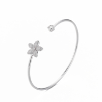 Gelang Manset Terbuka Emas Putih yang Dapat Disesuaikan, Berhiaskan Zirkonia Kubik Motif Bunga dengan Bezel Set, Aksesori Perhiasan Wanita untuk Pesta Pernikahan