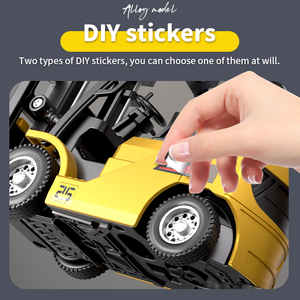 Chariot élévateur RC miniature 1:64 avec chargement USB-C - Modèle réaliste en alliage, contrôle par application, lumières LED/sons, prêt à l'emploi intérieur/extérieur - Product Image 5