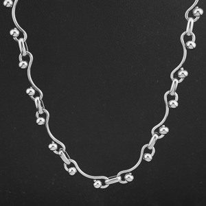 Nouveau Collier Ras du Cou en Acier Titane Torsadé, Plaqué Argent, Style Luxe Léger, Bijou Tendance pour Femme - Product Image 3