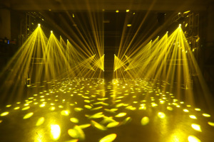 Luz Led <span class=keywords><strong>de</strong></span> escenario profesional para Dj, cabezal móvil, Zoom, barato, China - Product Image 4