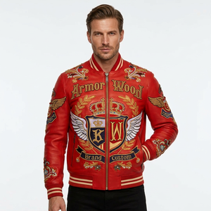 Giacca Streetwear in Vera Pelle di Agnello di Alta Qualità con Applicazioni Ricamate e Patchwork, Produzione OEM con Basso MOQ - Product Image 2