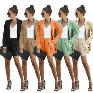 X30838 फैशन आरामदायक पोशाक महिलाओं के लिए लंबी आस्तीन रंगीन जाकेट सूट और शॉर्ट्स सेट रंगीन जाकेट जैकेट और पैंट सेट सेक्सी 2 टुकड़ा सेट महिलाओं