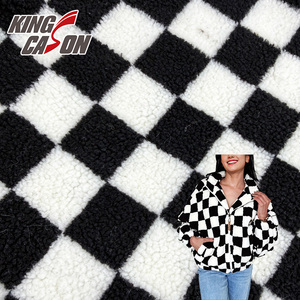 <span class=keywords><strong>Tissu</strong></span> Sherpa à carreaux <span class=keywords><strong>noir</strong></span> <span class=keywords><strong>et</strong></span> <span class=keywords><strong>blanc</strong></span> en polyester 100% doux, vente chaude d'usine Kingcason, compétitif, pour vêtements <span class=keywords><strong>et</strong></span> manteaux - Product Image 1